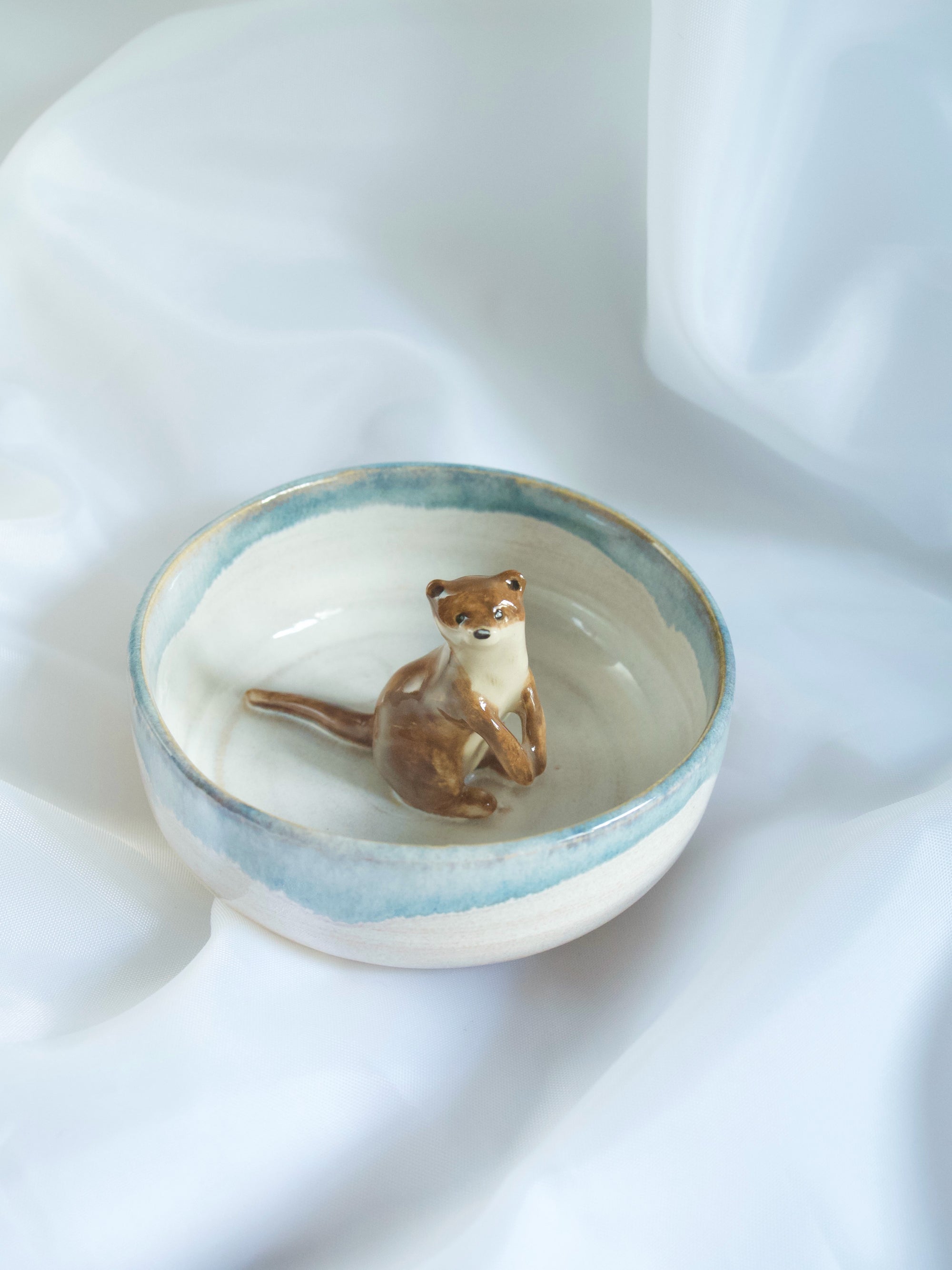 Otter trinket bowl