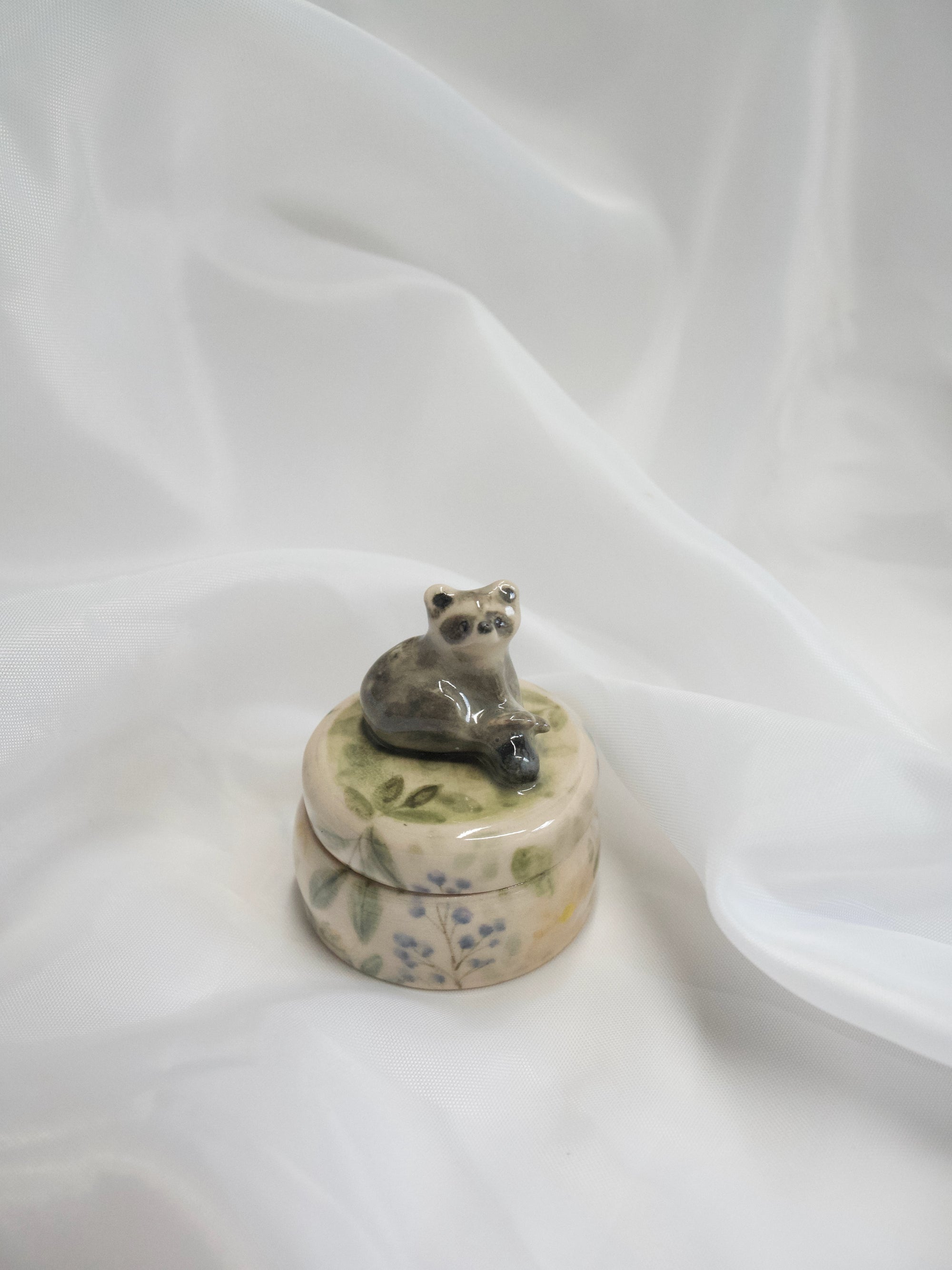 Raccoon Winter Pot