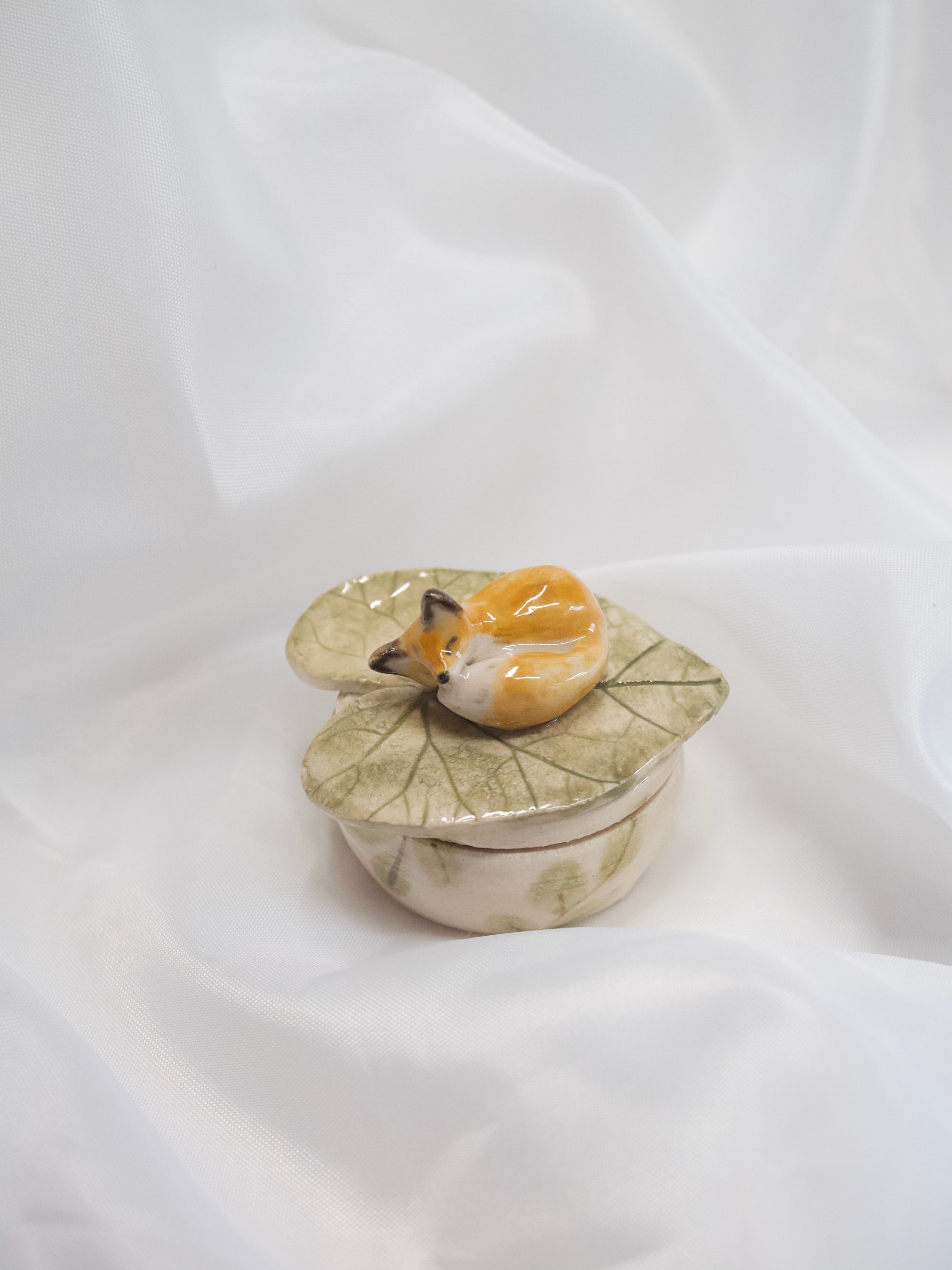 Fox Leaf Trinket Pot