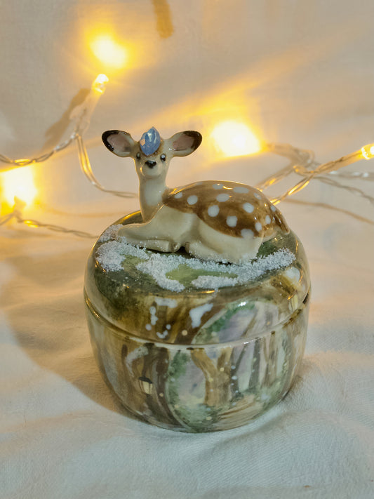 Magical Snowy Deer Pot