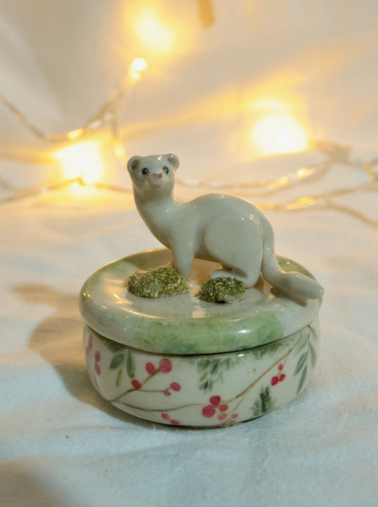 Snow Weasel Berry Pot