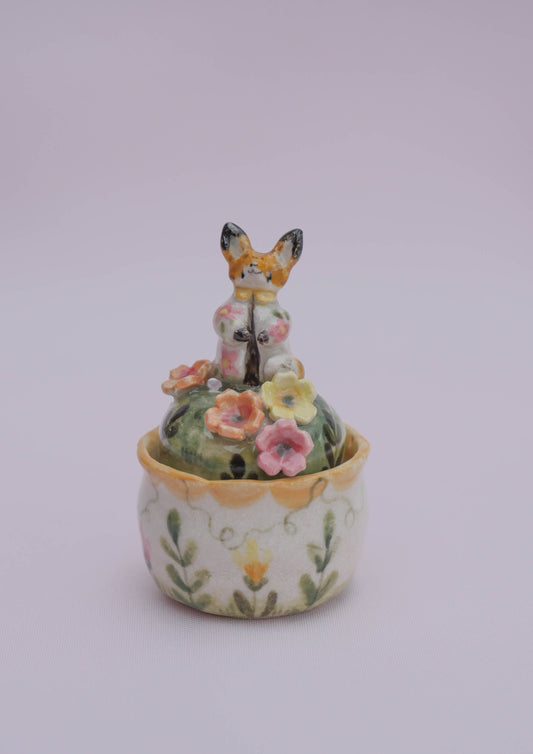 Tiny Fox Floral Jacket Pot