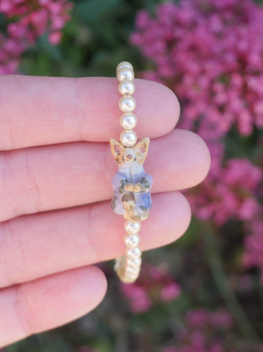 Lavender Cat Pearl Bracelet