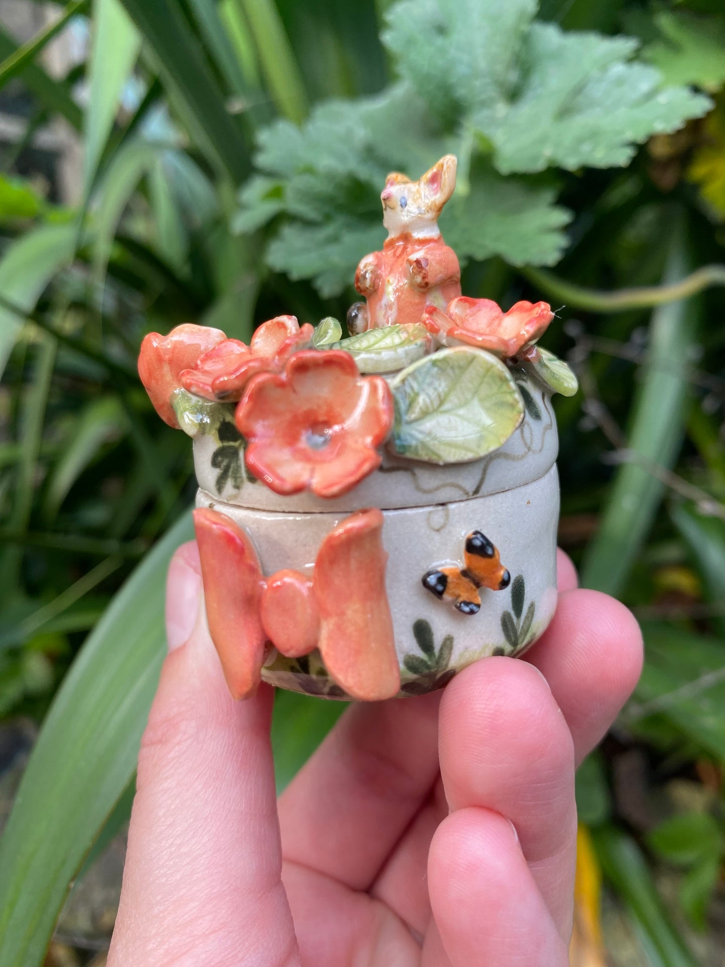 Garden cat Pot