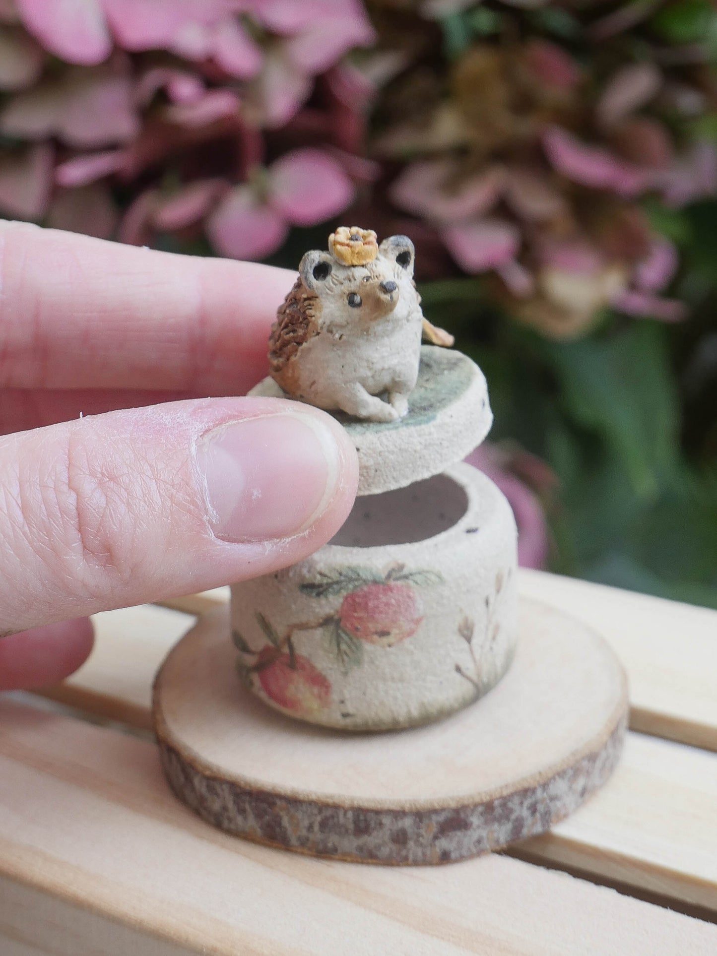 Tiny Speckled Hedgehog Pot