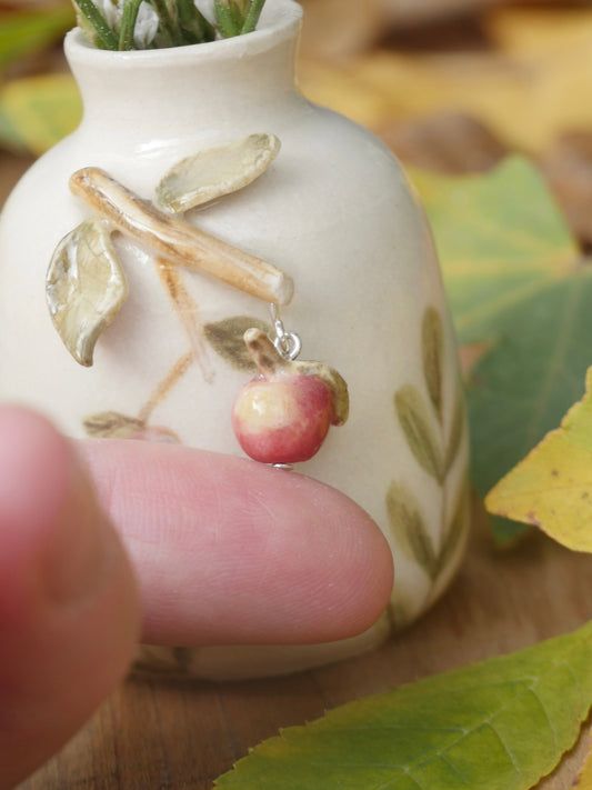 small apple charm vase