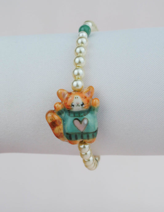 Valentine Cat Sweater Pearl Bracelet